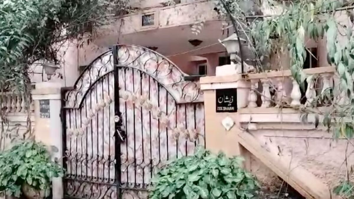 Karnataka Govt School Students Made to Clean Toilets, Do Gardening at Principal's Residence - Vimarsana News