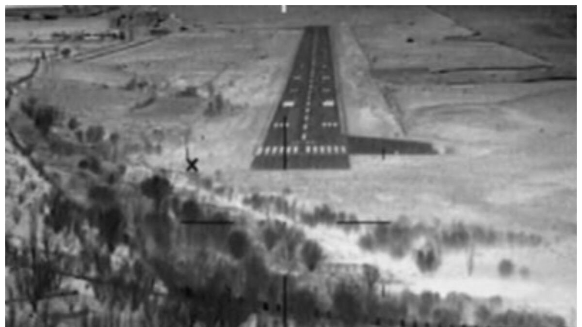 IAF Aircraft Creates Milestone With Successful Night Landing At Kargil Airstrip - News18