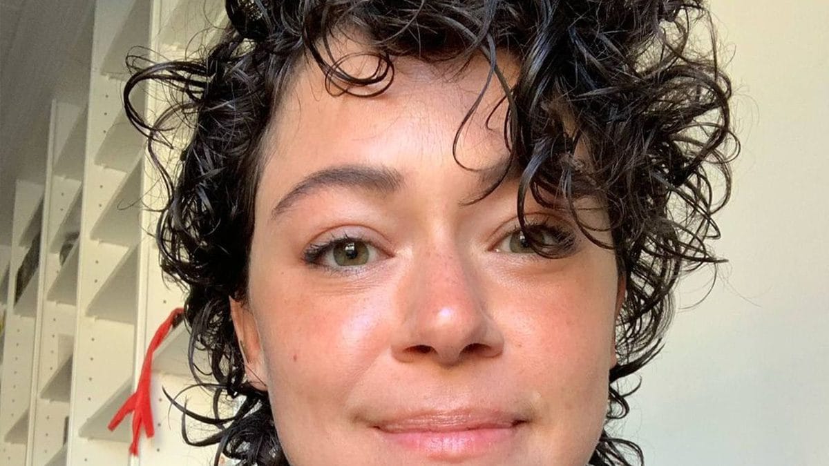 She-Hulk Actress Tatiana Maslany Dismisses Rumours Of Show's Second Season - Vimarsana News