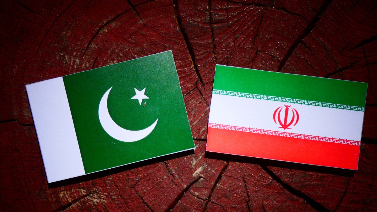 Pak Iran R Opinion | Iranian Strikes Prove Pakistan is Officially a Banana ...
