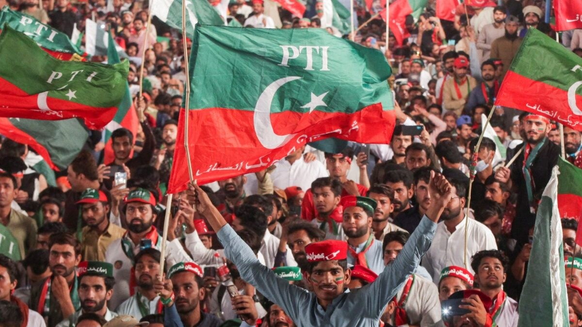 Son Hoists Imran Khan's PTI's Flag at His Home, Father Shoots Him Dead - Vimarsana News