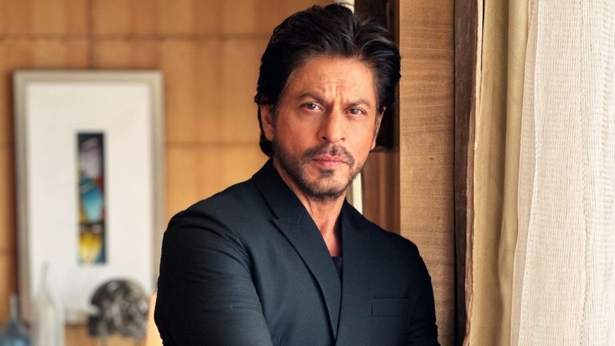 Shah Rukh Khan Wins CNN News18 Indian of the Year 2023 - Vimarsana News
