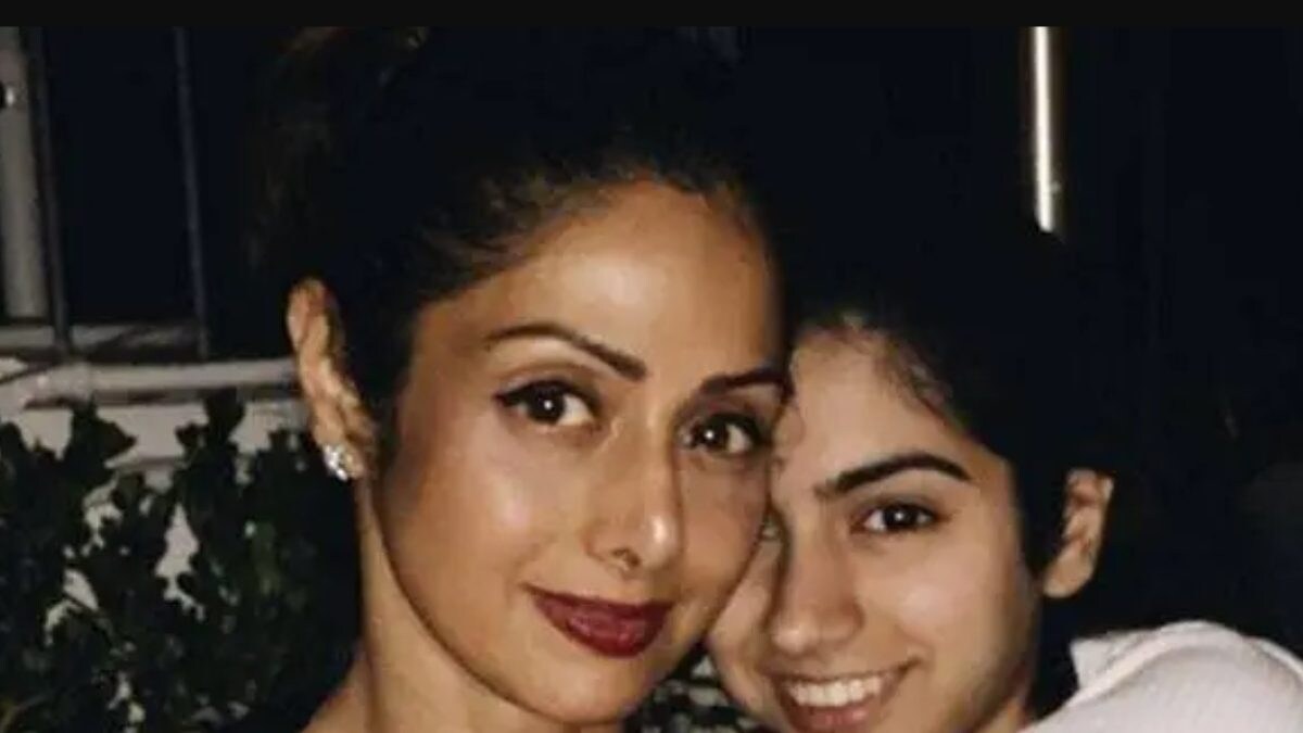Khushi Kapoor Reveals Her Mom Sridevi's One Thing That 'Mesmerised' Her: 'I Can Learn...' - Vimarsana News