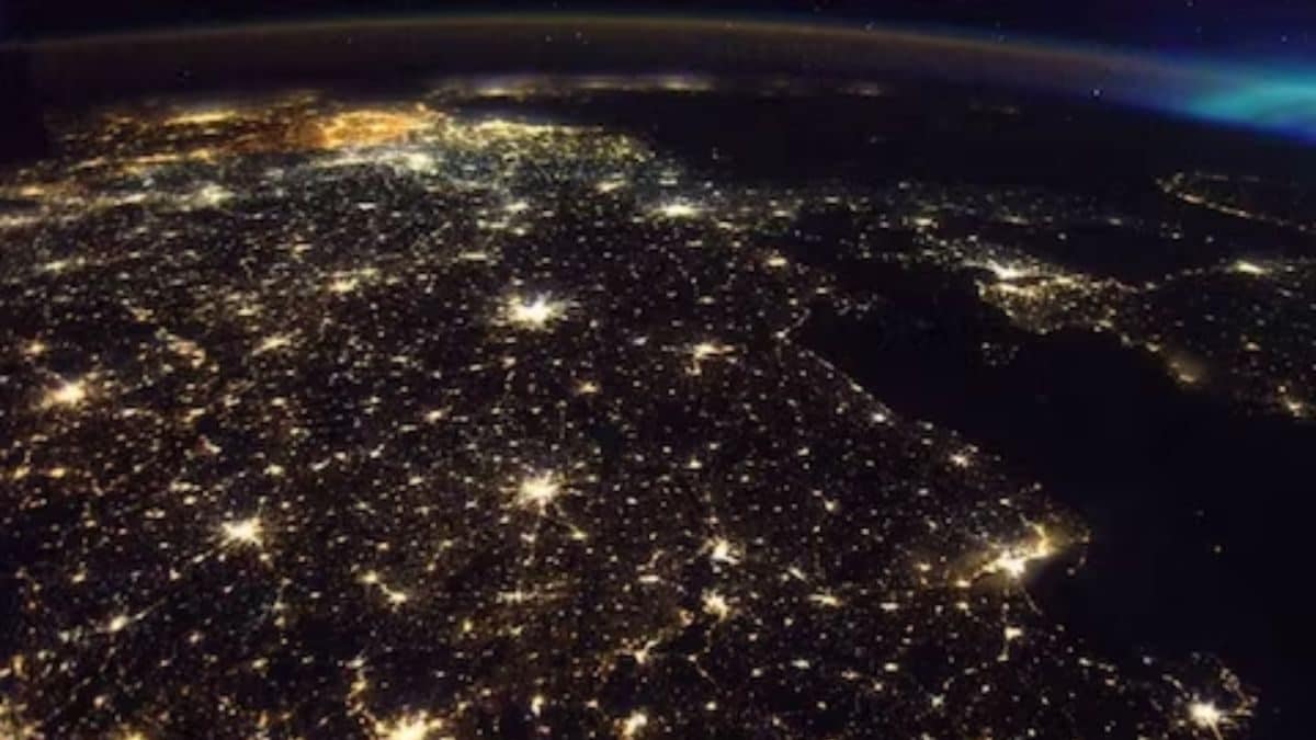Ni la France ni l'Allemagne, mais ce pays européen était le plus brillant sur une photo prise depuis l'espace en 2017.