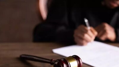 Man Acquitted by Supreme Court After Spending 8 Years in Jail in Teen  Murder Case | India News - News18