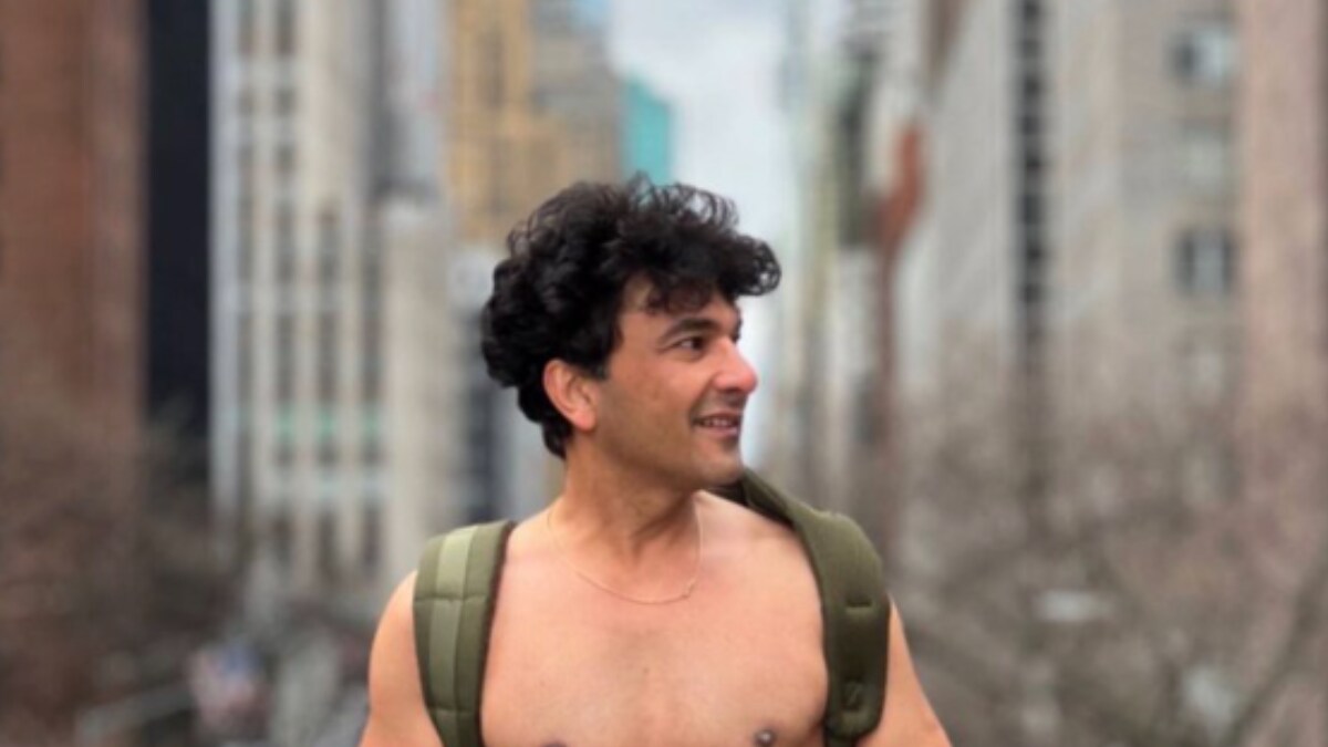 Trending: Chef Vikas Khanna's Shirtless Photo Is Breaking The Internet - Vimarsana News