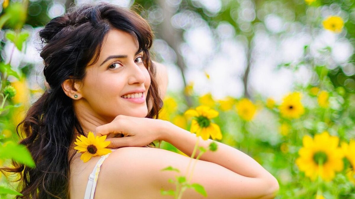 Discovering the Mysteries of Northeast: Smriti Kalra's Journey of Self-Exploration - Vimarsana News