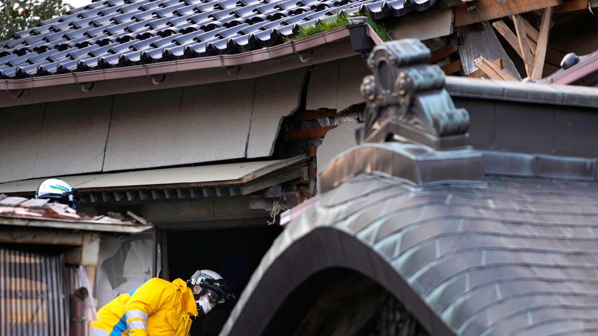 Japan Woman In Her 90s Is Rescued Five Days After Deadly Earthquake