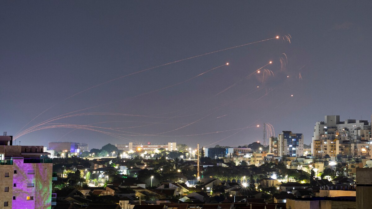 Rockets Light Up Skies on Israel-Gaza Border On New Year's Eve Amid Prayers For A Better Tomorrow - Vimarsana News