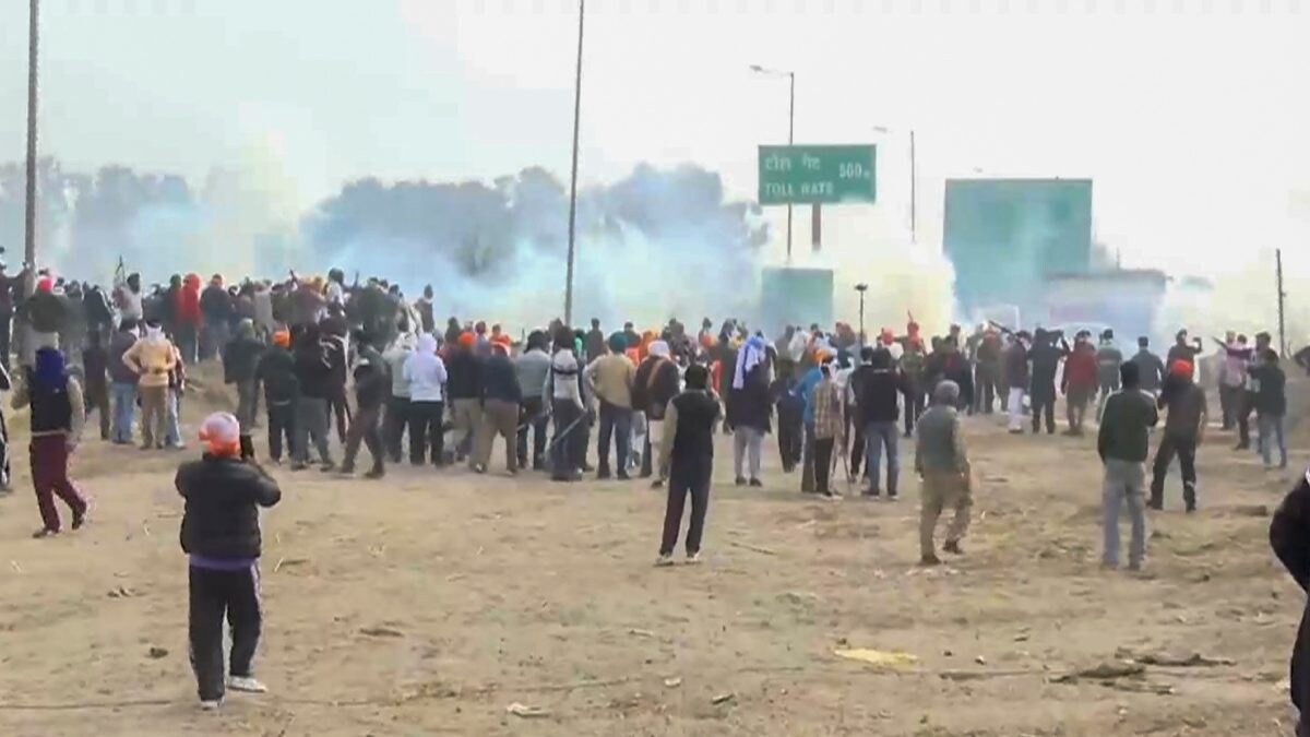 Farmers Begin March Towards Delhi; Few Detained Near Shambu Border, Police Hurl Tear Gas Shells - Vimarsana News