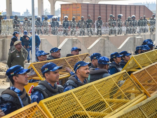 The Delhi Police has directed the security personnel deployed at the city's Tikri, Singhu and Ghazipur border points to stay alert. (Representational Image/PTI)