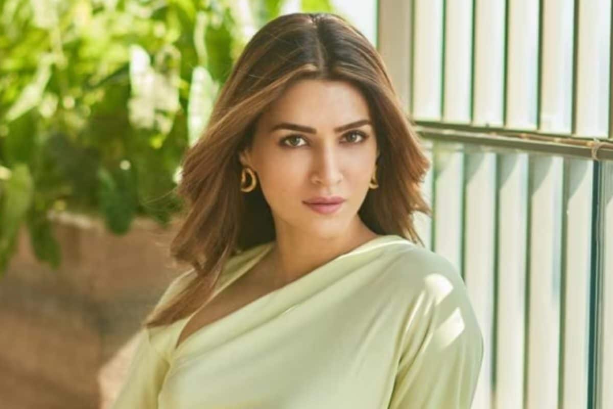 Kriti Sanon Says There Is No Unity In Bollywood: 'Don't Know How Many Are  Happy When A Film Does Well' - News18