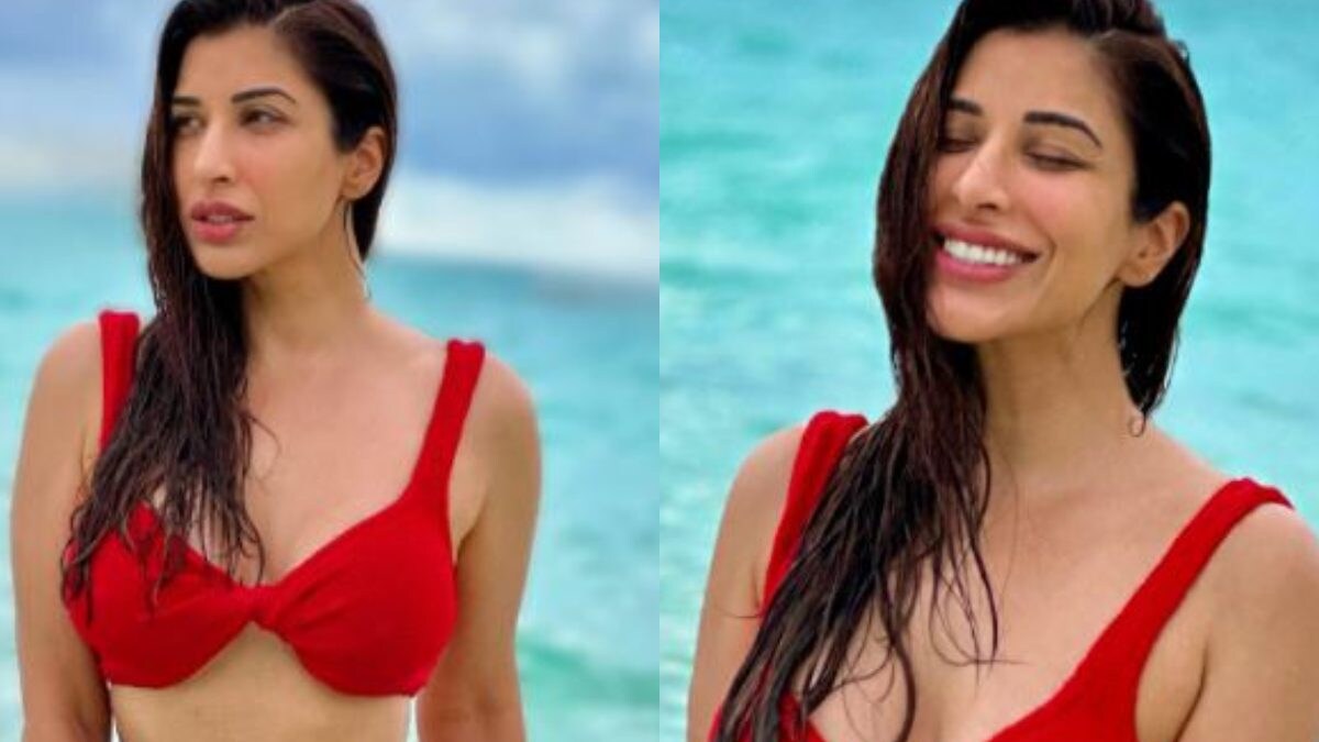 Sexy! Sophie Choudry Sports A Red Bikini, Drops Hot Photos On Valentine's Day; See Here - News18