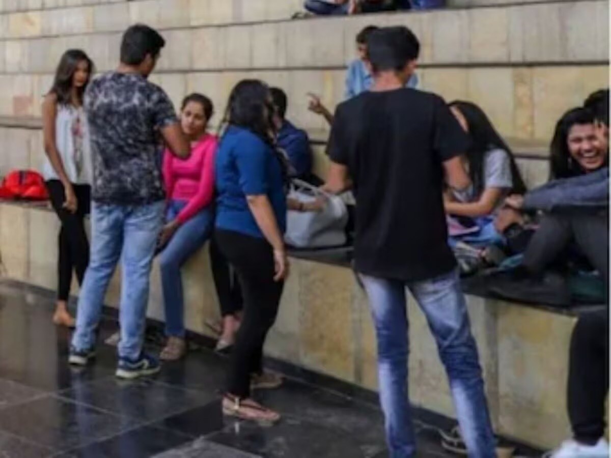 आईआईटी-कानपुर में प्लेसमेंट में इस साल 12% की गिरावट, दुनिया में बिजनेस में सबसे बड़ी गिरावट