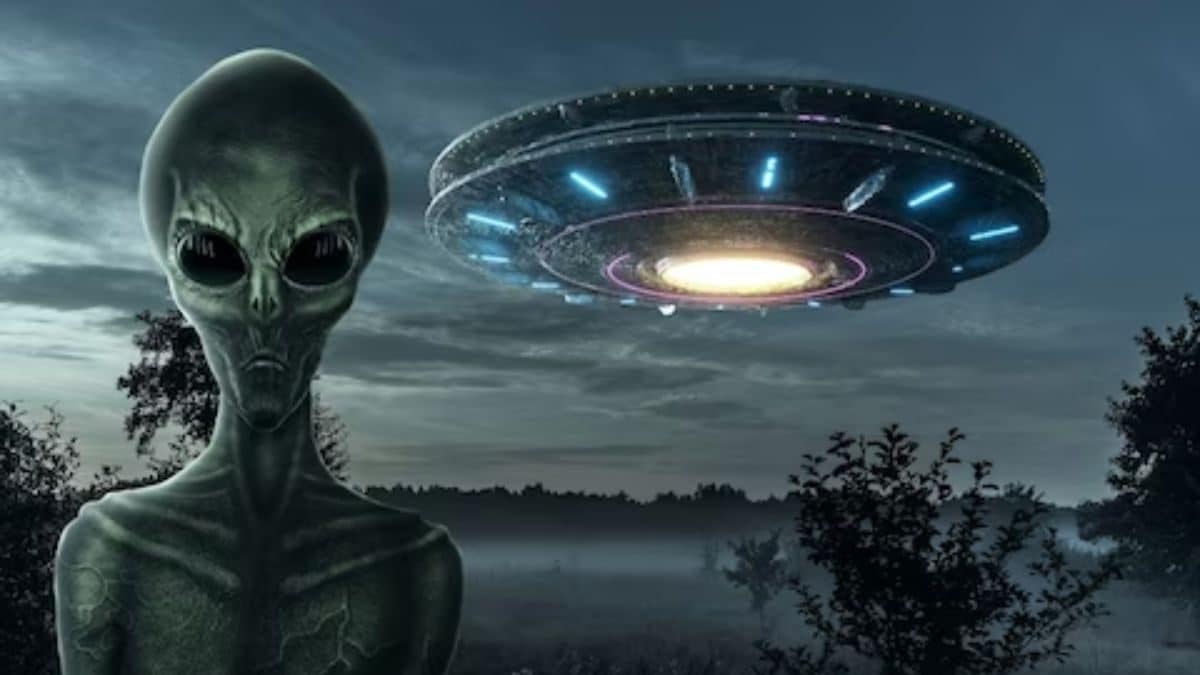 Harvard Study Suggests Aliens May Be Secretly Living Among Humans On