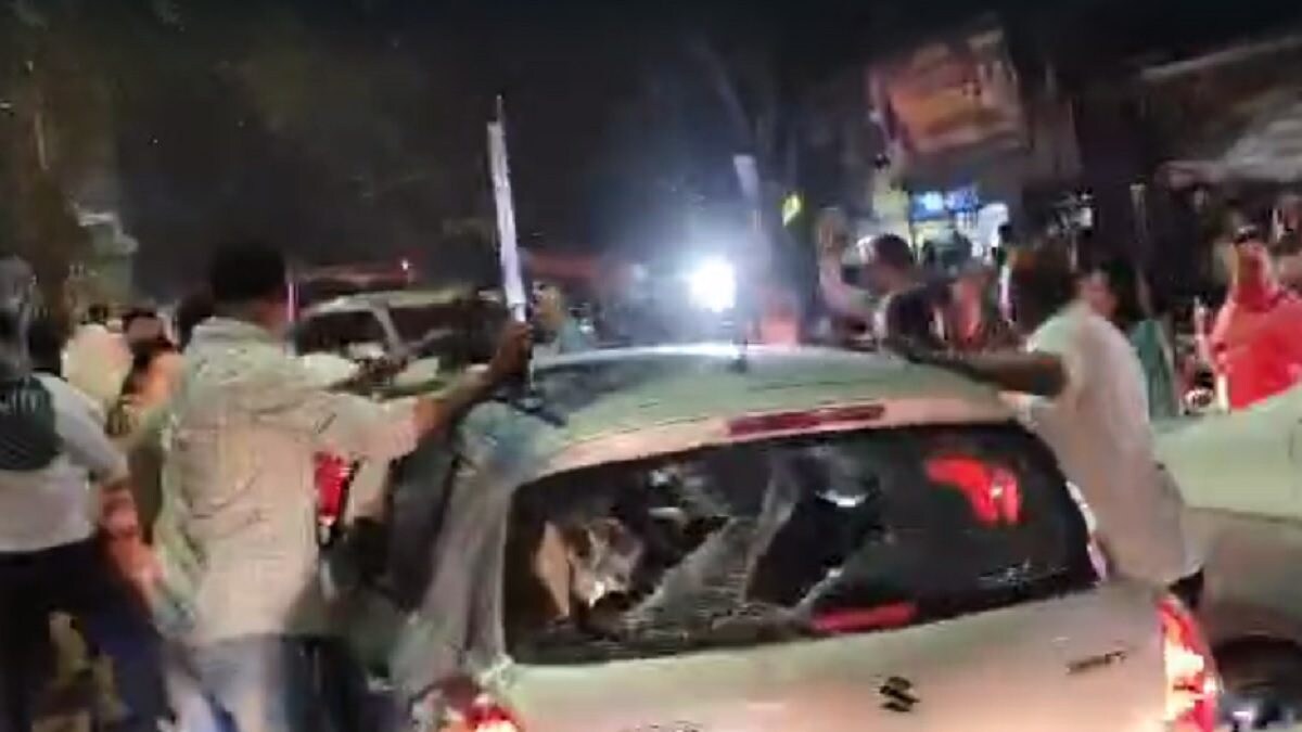 Journalist Nikhil Wagle's Car Attacked in Pune Over Critical Remarks Against PM Modi, Advani - Vimarsana News
