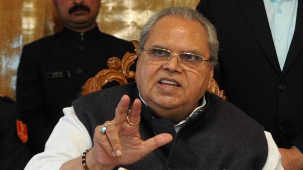 Ex-J&K Guv Satya Pal Malik's Home Raided, At least 30 Locations Searched - Vimarsana News