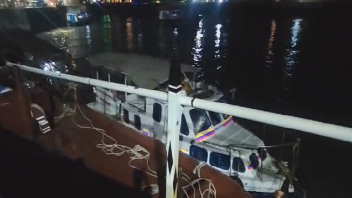 Mumbai Police Intercept Suspicious Boat From Kuwait Near Gateway of India, 3 Detained - Vimarsana News