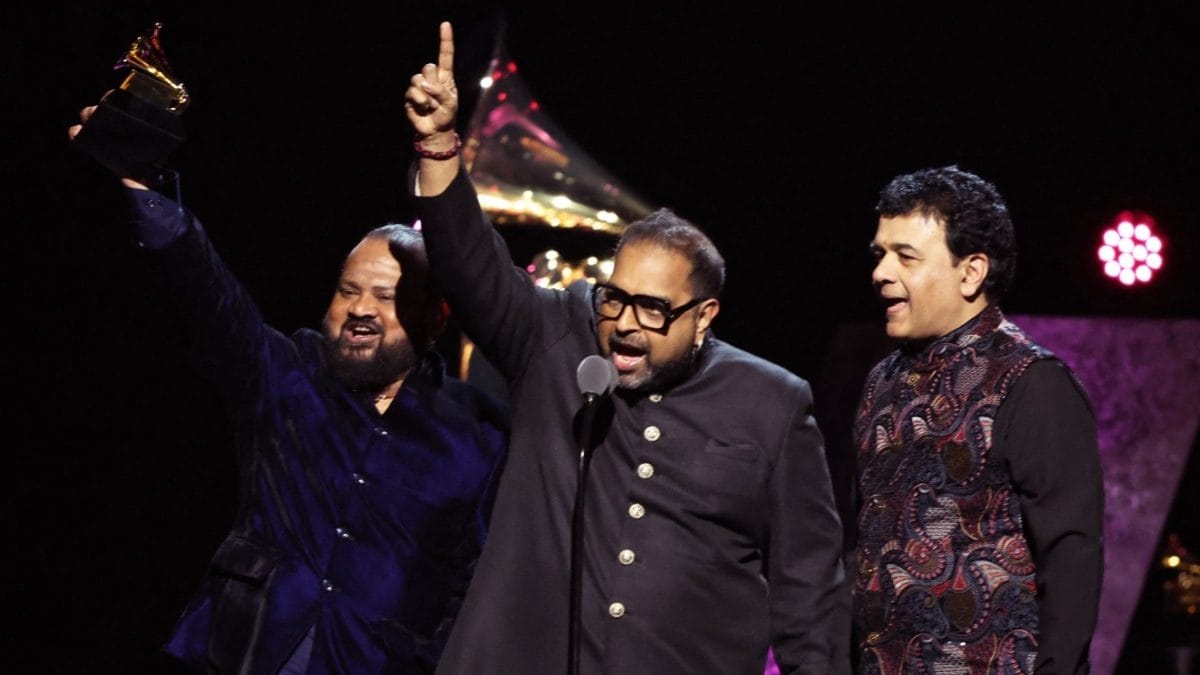 India Wins BIG At The Grammys As Shankar Mahadevan, Zakir Hussain Receive  Award | Video - News18