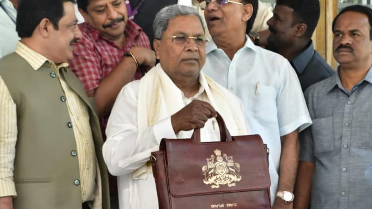 BJP Calls Karnataka Government ‘Anti-Hindu’ Over 10% Tax On Temples, Congress Reacts sattaex.com