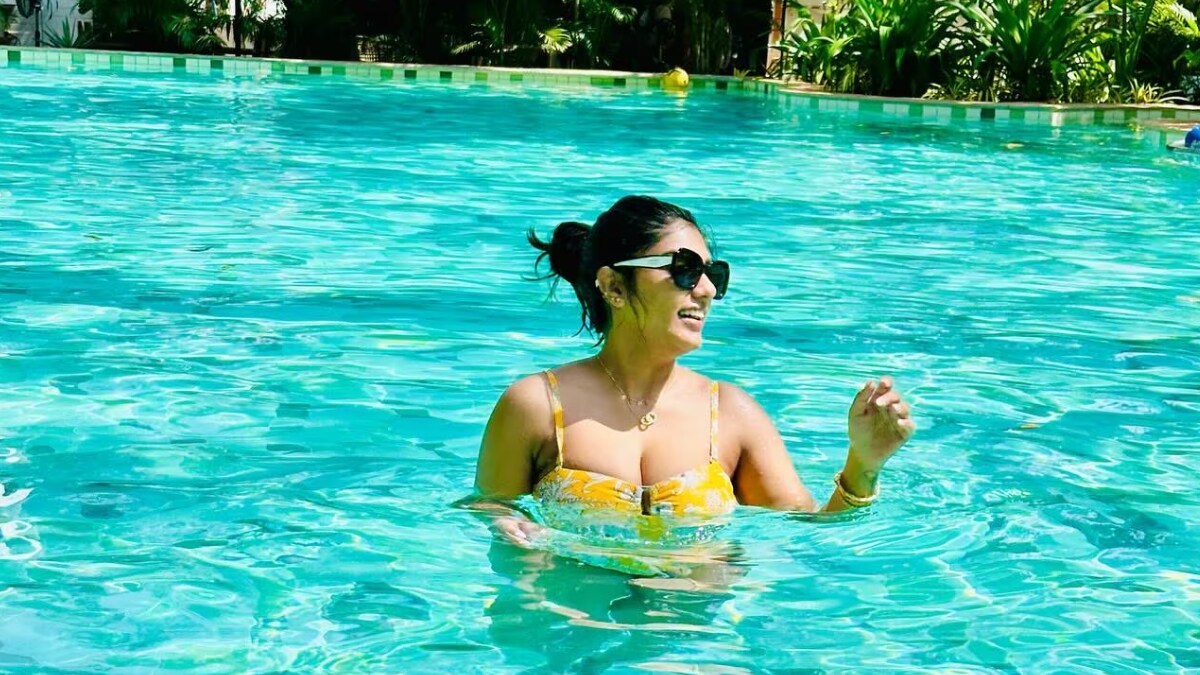 Actress Surekha Vani's Daughter Supritha Naidu Wows Fans With Glamorous Poolside Photos - Vimarsana News