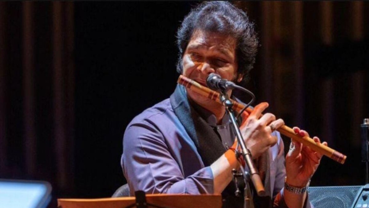 Meet Rakesh Chaurasia, The Legendary Flutist Who Bagged Dual Win At