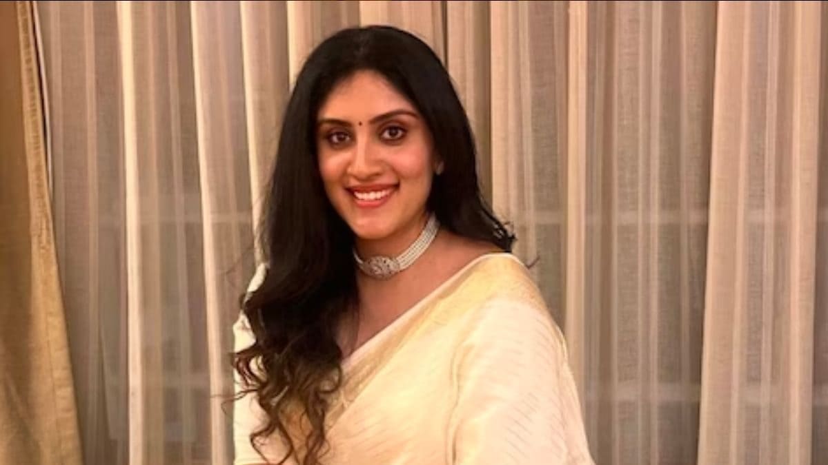 Actress Dhanya Balakrishna Apologises For Her 12-year-old Facebook Post On  Tamil People | Movies News - News18