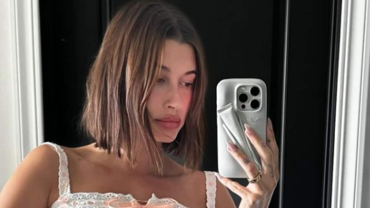 Hailey Bieber's Rhode Phone And Lip Case Are Winning Hearts But There's A Plot Twist | Viral News - News18 Hailey Bieber's Rhode Phone And Lip Case Are Winning Hearts But There's A Plot Twist | Viral News - News18