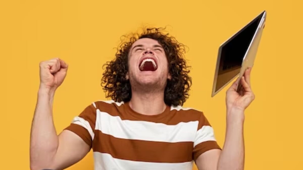 US Man, Denied $340M Powerball Jackpot Due to Website Error, Moves