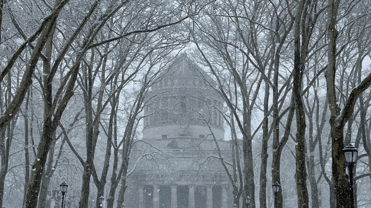 US Braces For Winter Storm Fallout: 1,200 Flights Canceled, Heavy Snow ...