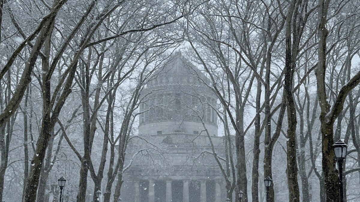 US Braces For Winter Storm Fallout: 1,200 Flights Canceled, Heavy Snow Blankets North-East Region - Vimarsana News