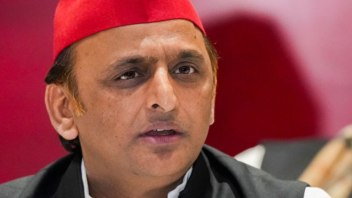 Akhilesh Returns To Kannauj In Effort To Reclaim SP's Stronghold; 4 Family Members Now In Fray From Yadav Belt