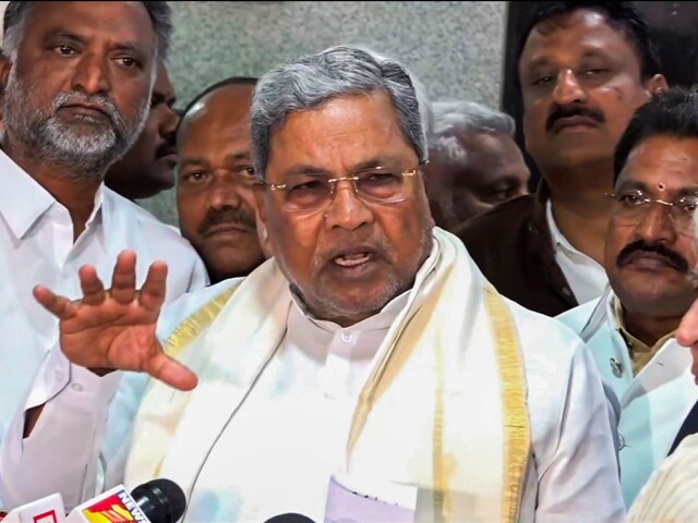 The Bill defines a ‘local candidate’ as an individual born in Karnataka, residing in the state for at least 15 years, fluent in Kannada and passing a test administered by the nodal agency. (File Photo)
