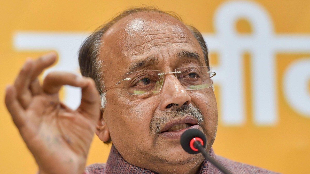 BJP MP Vijay Goel Launches Website to Address Stray Dog Menace, Assist Canine Attack Victims - Vimarsana News