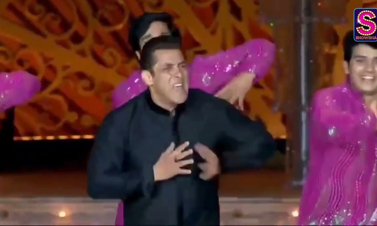 Salman Khan Dances To Mashup Of His Hit Songs At Anant Ambani-Radhika ...