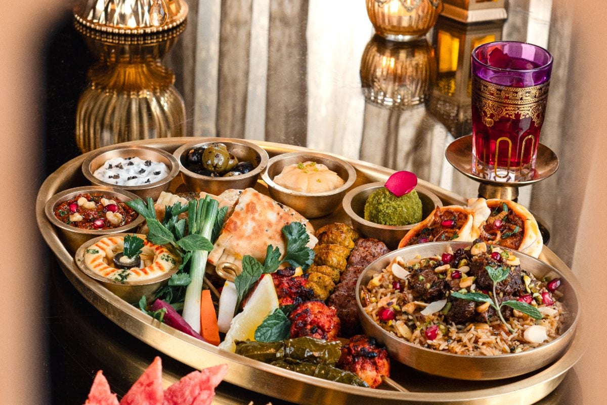 Immerse Yourself in the Dawaat-E-Iftar Experience at THIS Place in Mumbai During the Holy Month of Ramadan