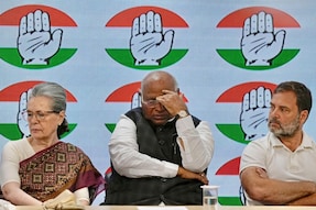 The longer Congress takes to decide, the further is the goal of ‘Ghar Wapsi’ for the Gandhis. (PTI)