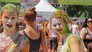 Are There Any Long-Term Consequences Of Repeated Exposure To Chemical-based Holi Colours - Vimarsana News