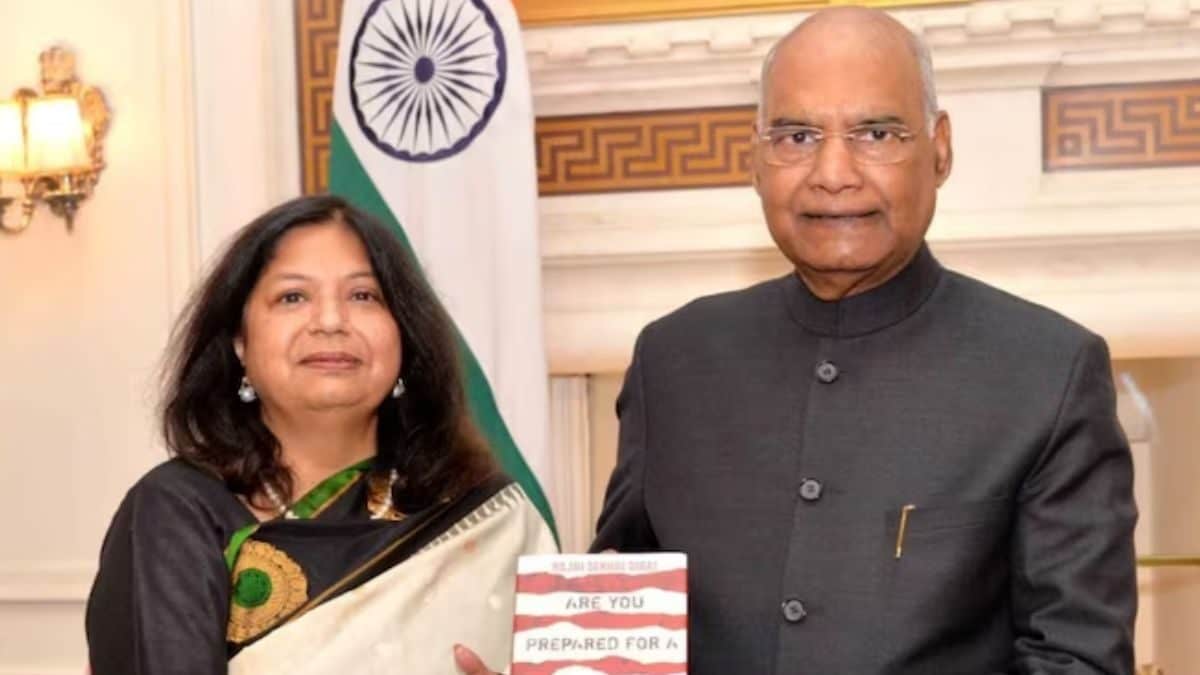 Tina Dabi To Smita Sabharwal, 7 Inspiring Female IAS Officers Tina Dabi To Smita Sabharwal, 7 Inspiring Female IAS Officers