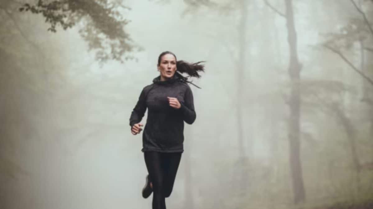 Here's Everything You Need to Know About Rucking And Its Weight Loss ...