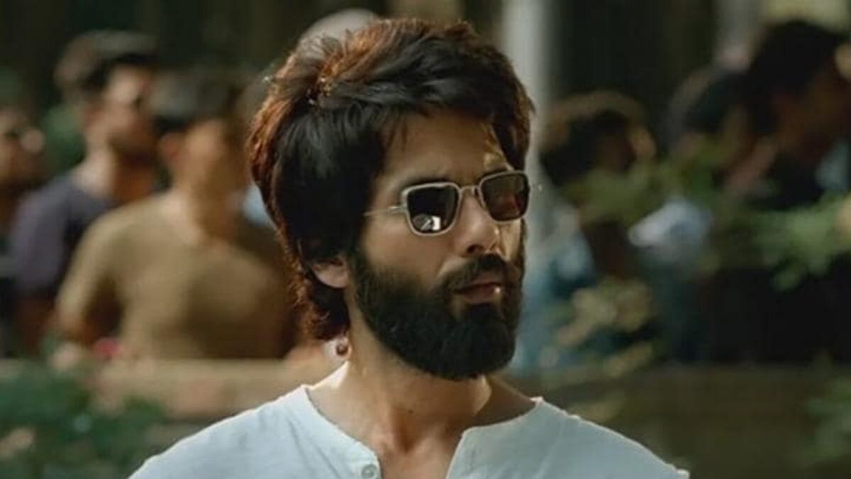 Shahid Kapoor Says He Has Little 'Crazy' Inside of Him: 'Kabir Singh Is Existing Within Me, Deep Down' - Vimarsana News
