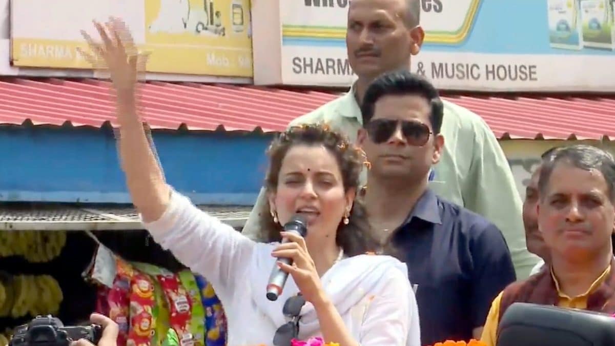 Cong Playing Cheap Politics, Unable to Accept My Nomination: Kangana Ranaut During Roadshow in Himachal's Mandi