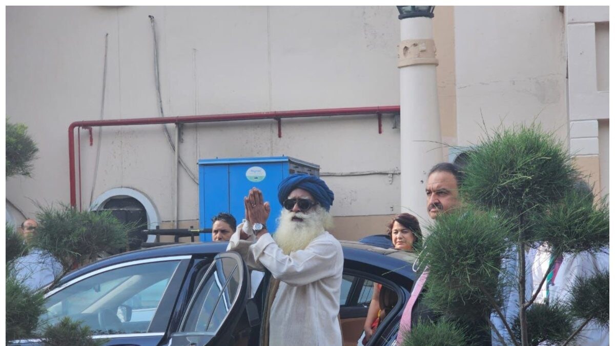 Sadhguru Discharged From Hospital After Brain Surgery