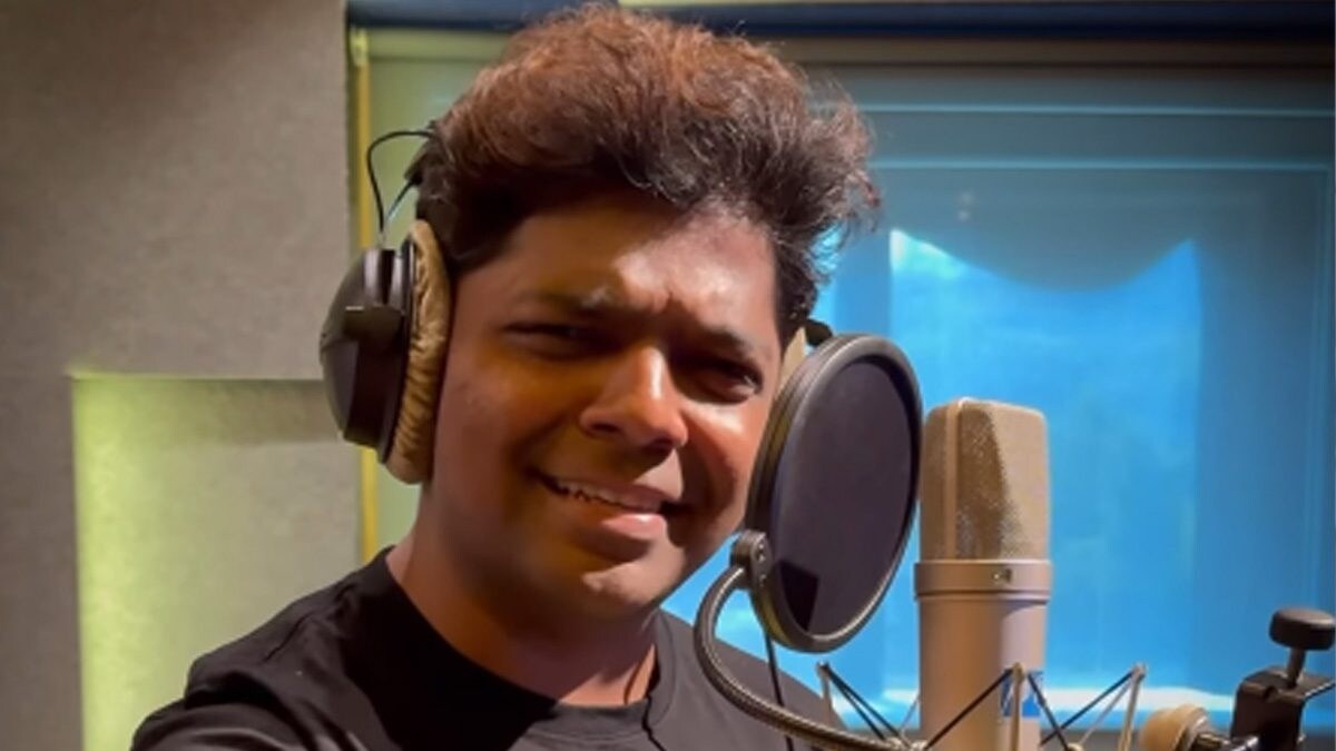 Man's Rendition Of Ed Sheeran's Perfect Has A Bollywood Twist — Watch - Vimarsana News