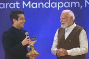'Phir Toh Log Kahenge...': PM Modi's Banter With Influencer Ranveer Allahbadia At National Creators Award Is Viral