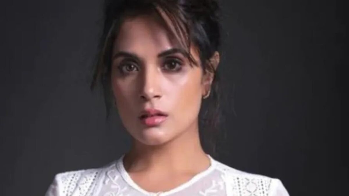 richa-chadha-condemns-gang-rape-of-spanish-woman-in-jharkhand-shame