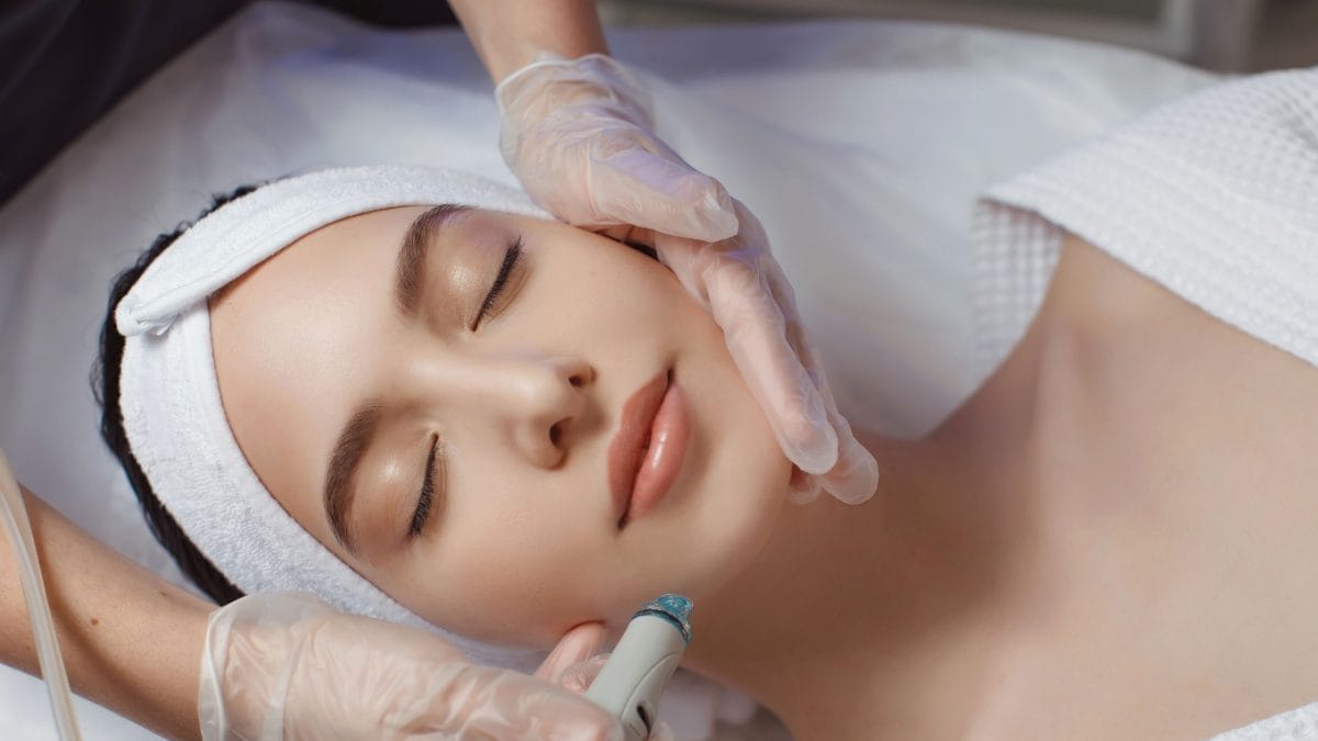 HydraFacial: The Next Generation Of Hydration-Based Skincare Treatments HydraFacial: The Next Generation Of Hydration-Based Skincare Treatments
