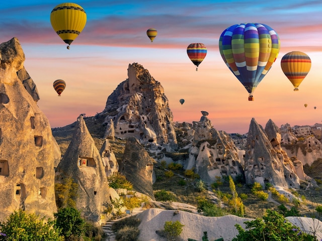 Here’s a list of must-visit places and things to do when in Cappadocia.