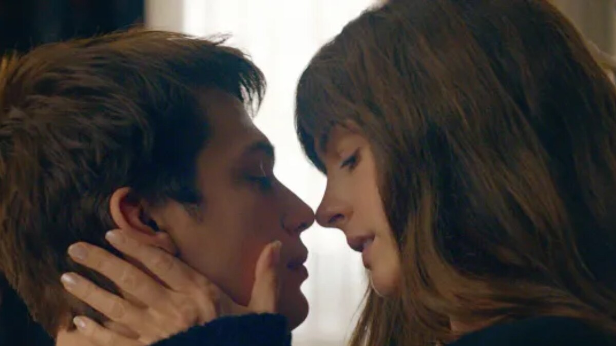 The Idea of You Review: Anne Hathaway, Nicholas Galitzine Turn Up Summer Heat With Their Chemistry - Vimarsana News