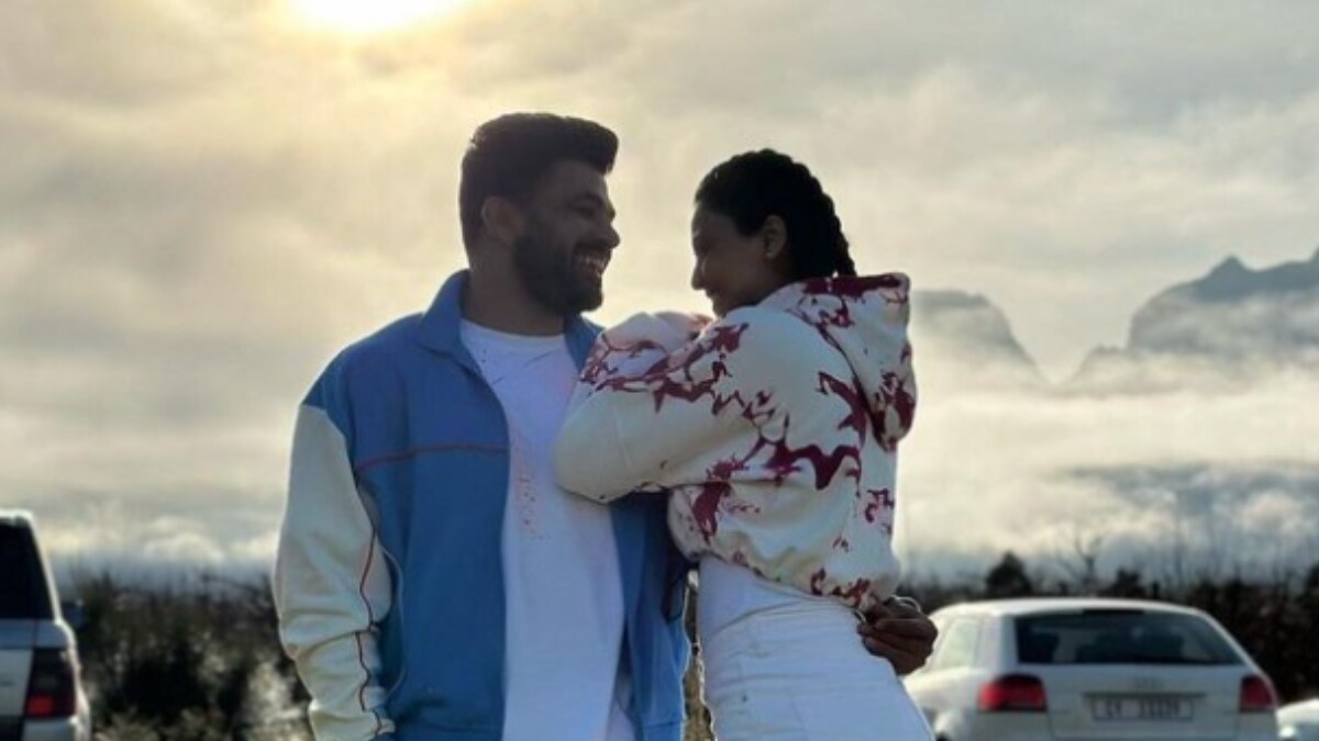 Shiv Thakare Dismisses Dating Rumours With Daisy Shah: 'We Are Good Friends'